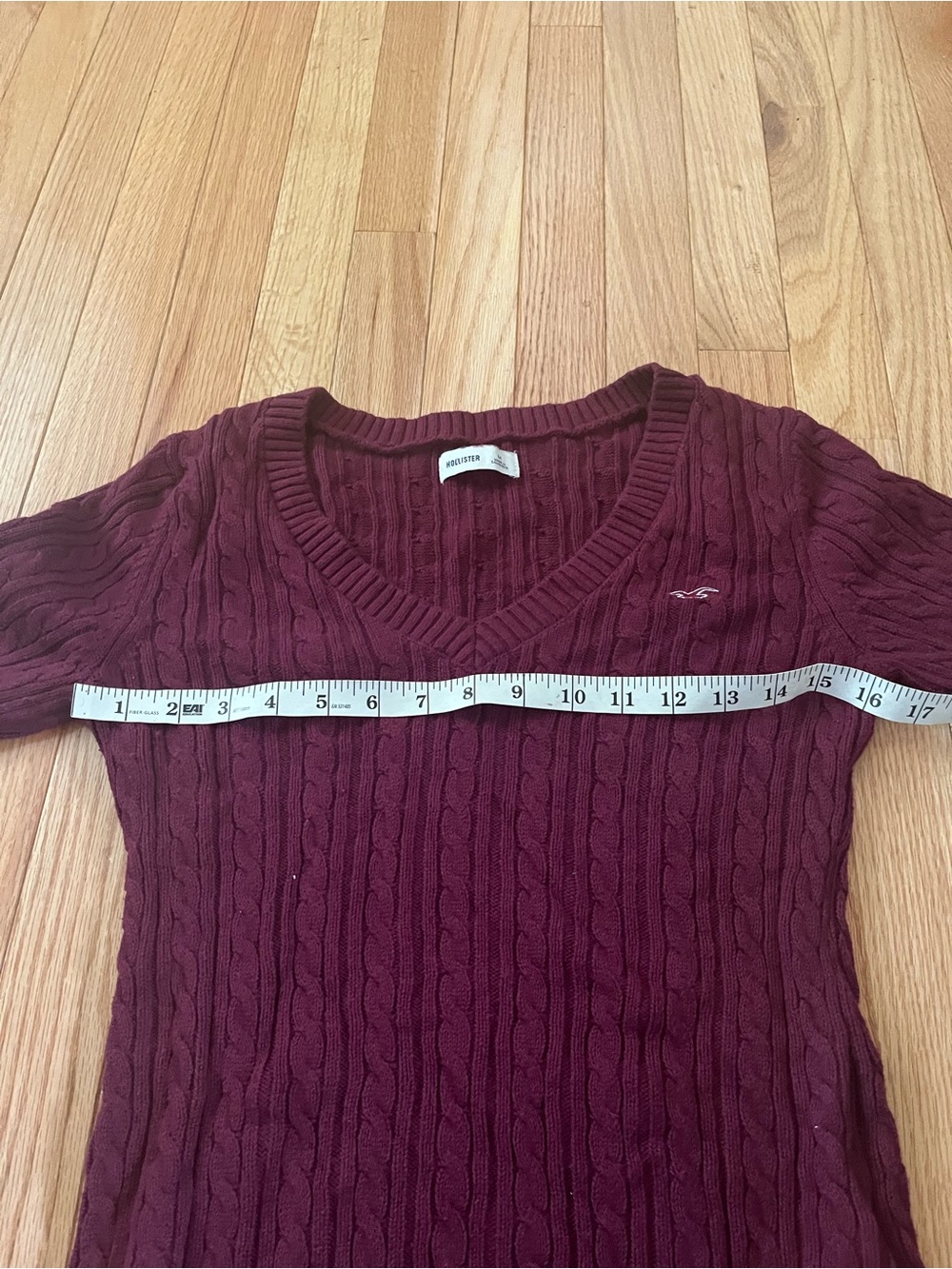 Hollister Cable Knit Icon V Neck Sweater Medium Burgundy Preppy Quiet Luxury - Picture 4 of 8